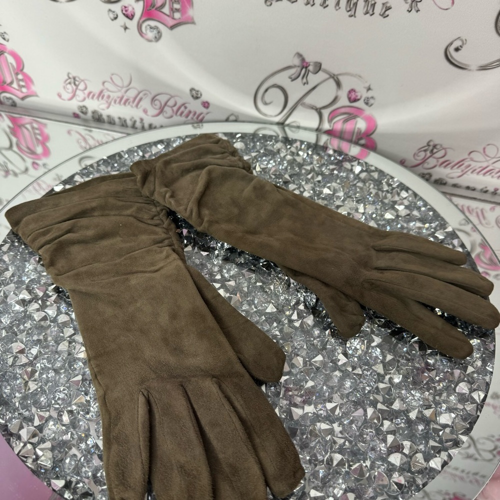 Holt renfrew gloves mittens taupe brown grey nude leather silk cinched sides 7 - Picture 11 of 16